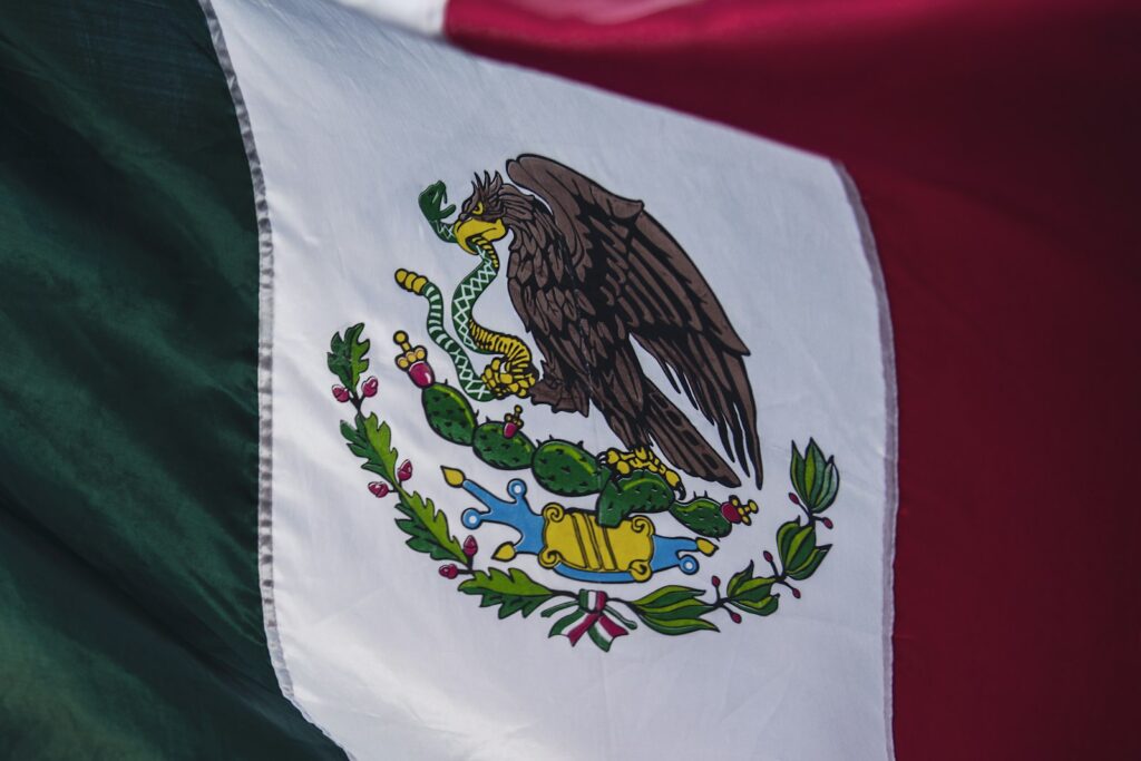 Bandera de México, uno de los mercados de la transformación digital de NGM